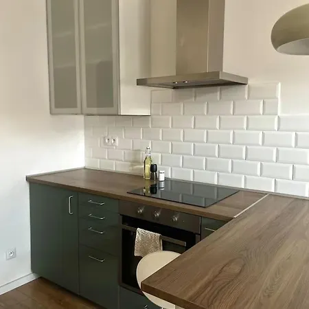Cozy Apartment, Near Center Bratislava
