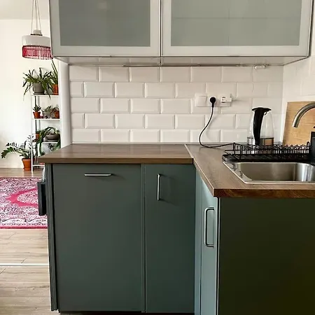 Apartamento Cozy Apartment, Near Center